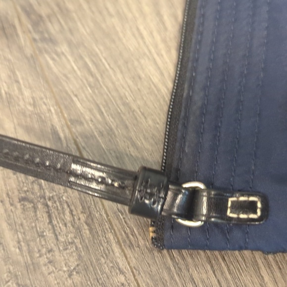 Handbag by Dooney & Bourke J3900498 Navy Blue w/Pink Interior - Picture 10 of 16